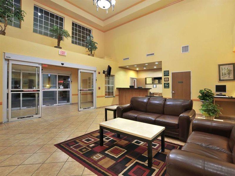 Super 8 By Wyndham San Antonio/Alamodome Area Hotel Buitenkant foto